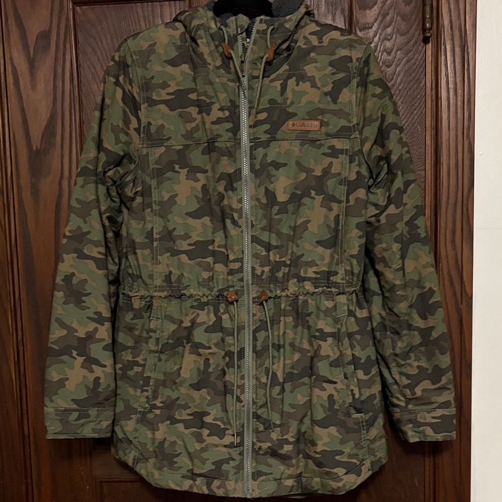 Columbia Green Camouflage Utility Jacket